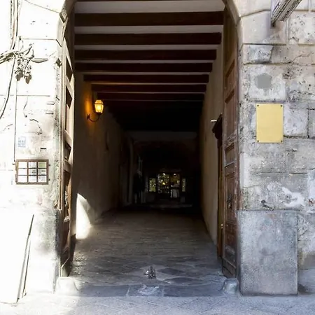 Amuni Privatunterkunft