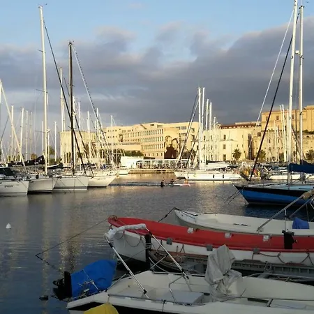 Amuni 홈스테이 *